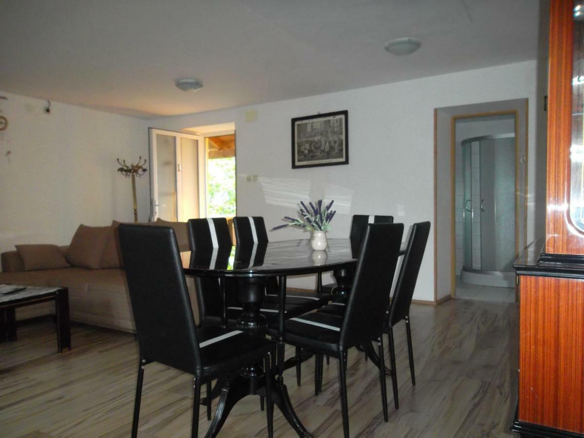 Hodak Apartment Nerezine Ngoại thất bức ảnh