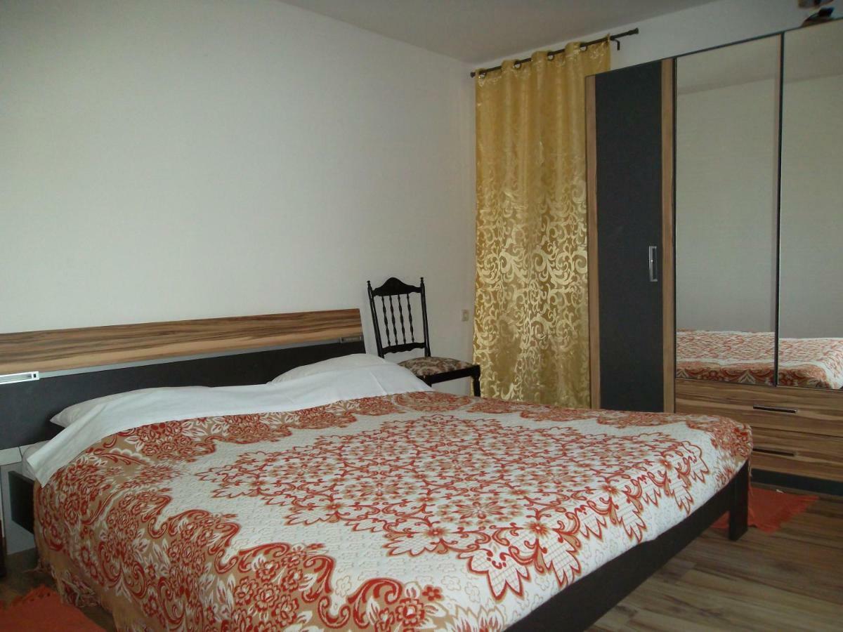 Hodak Apartment Nerezine Ngoại thất bức ảnh