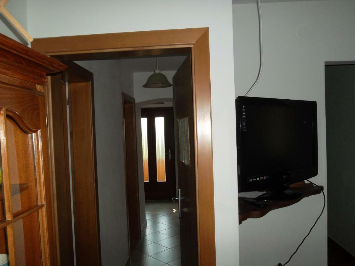Hodak Apartment Nerezine Ngoại thất bức ảnh